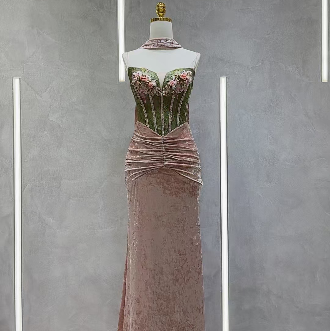 2025春款双拼色抹胸修身鱼尾高端晚礼服