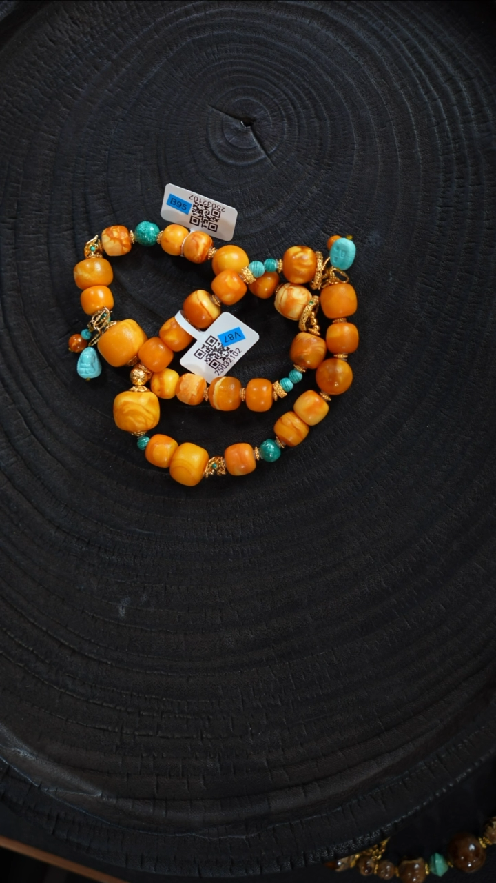 未镶嵌琥珀裸石微瑕大小单圈（多样性发货一件）