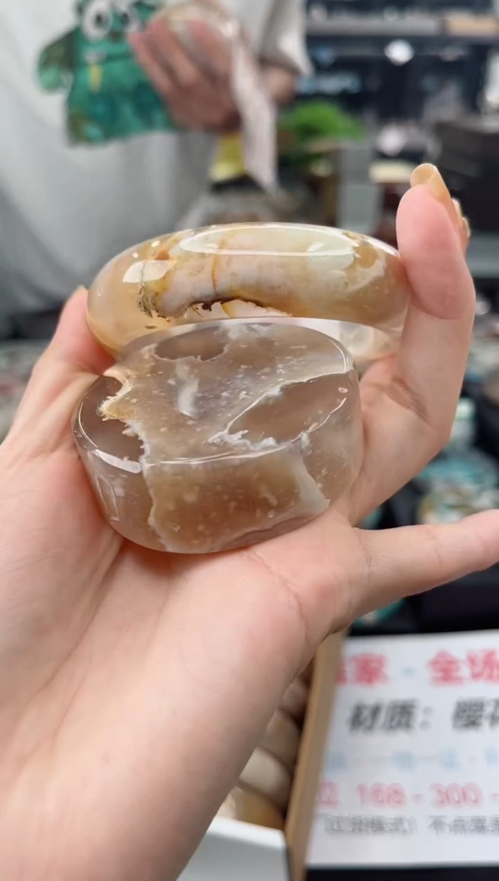 【闪购商品】石英质玉手镯未镶嵌57圈口（赠品镯心）1674239