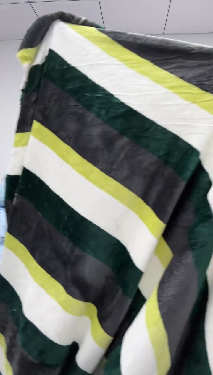 法兰绒2.3x2.5材质面料尺寸以主播介绍为准瑕疵