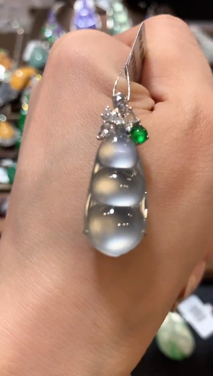 吊坠(不含链)18K金镶嵌翡翠m89 