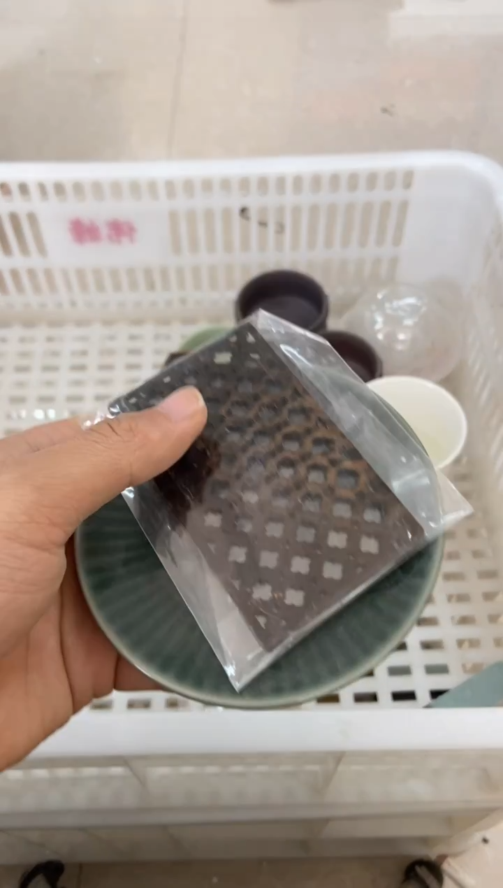 杯无运费险有瑕疵的摄影的产品有使用过的痕迹有点脏介意勿拍