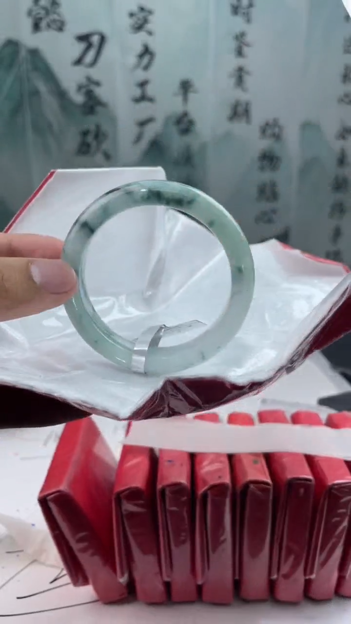 【闪购商品】翡翠手镯未镶嵌3翡翠手镯