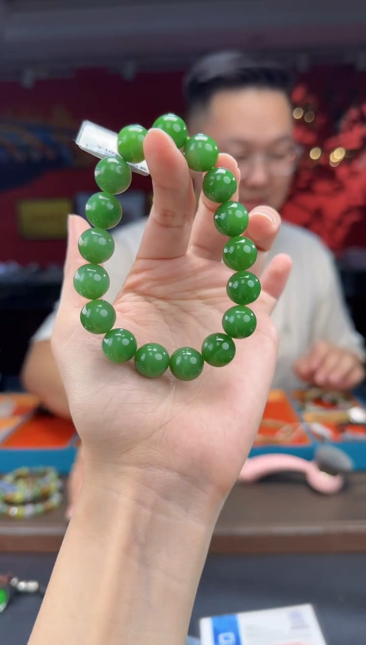 未镶嵌手串和田玉碧玉粉绿单圈手串
