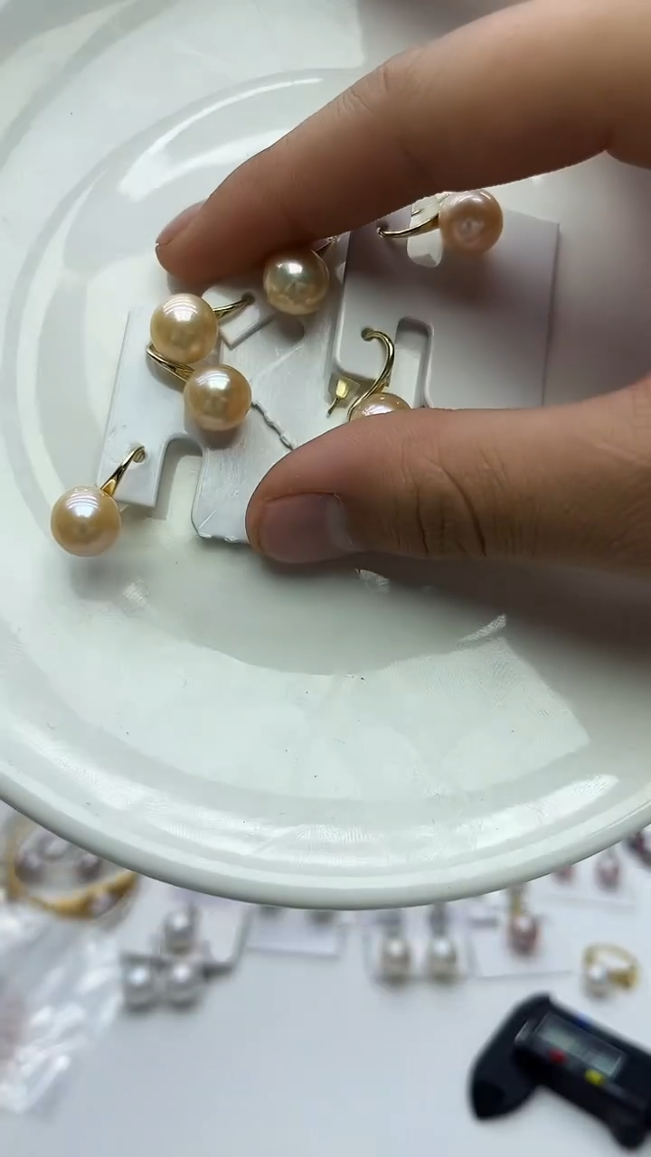 未镶嵌耳饰淡水珍珠中国红耳饰