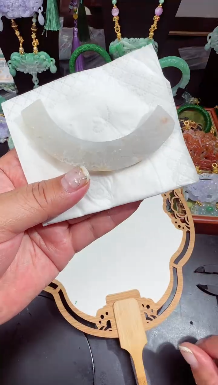 定制翡翠未镶嵌拍照