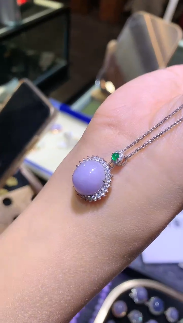 【闪购商品】翡翠吊坠(不含链)银S925镶嵌蛋面