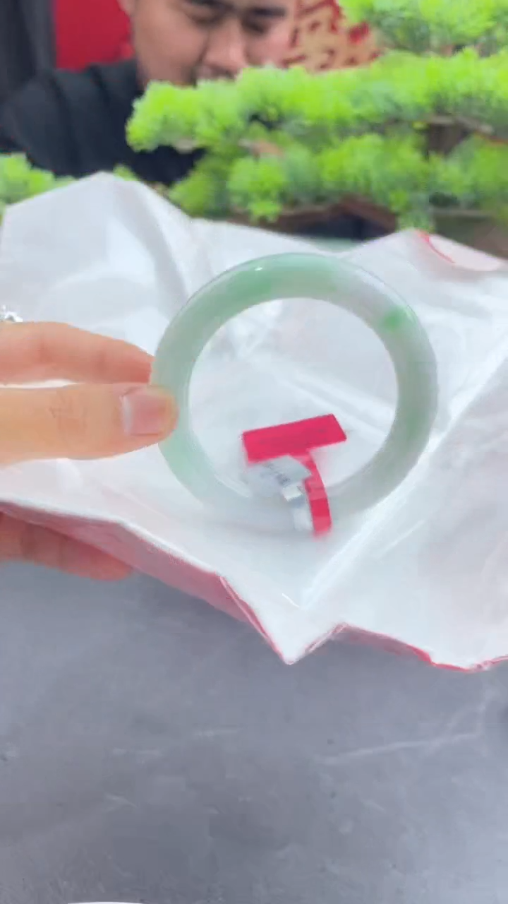 【闪购商品】翡翠手镯未镶嵌翡翠手镯1