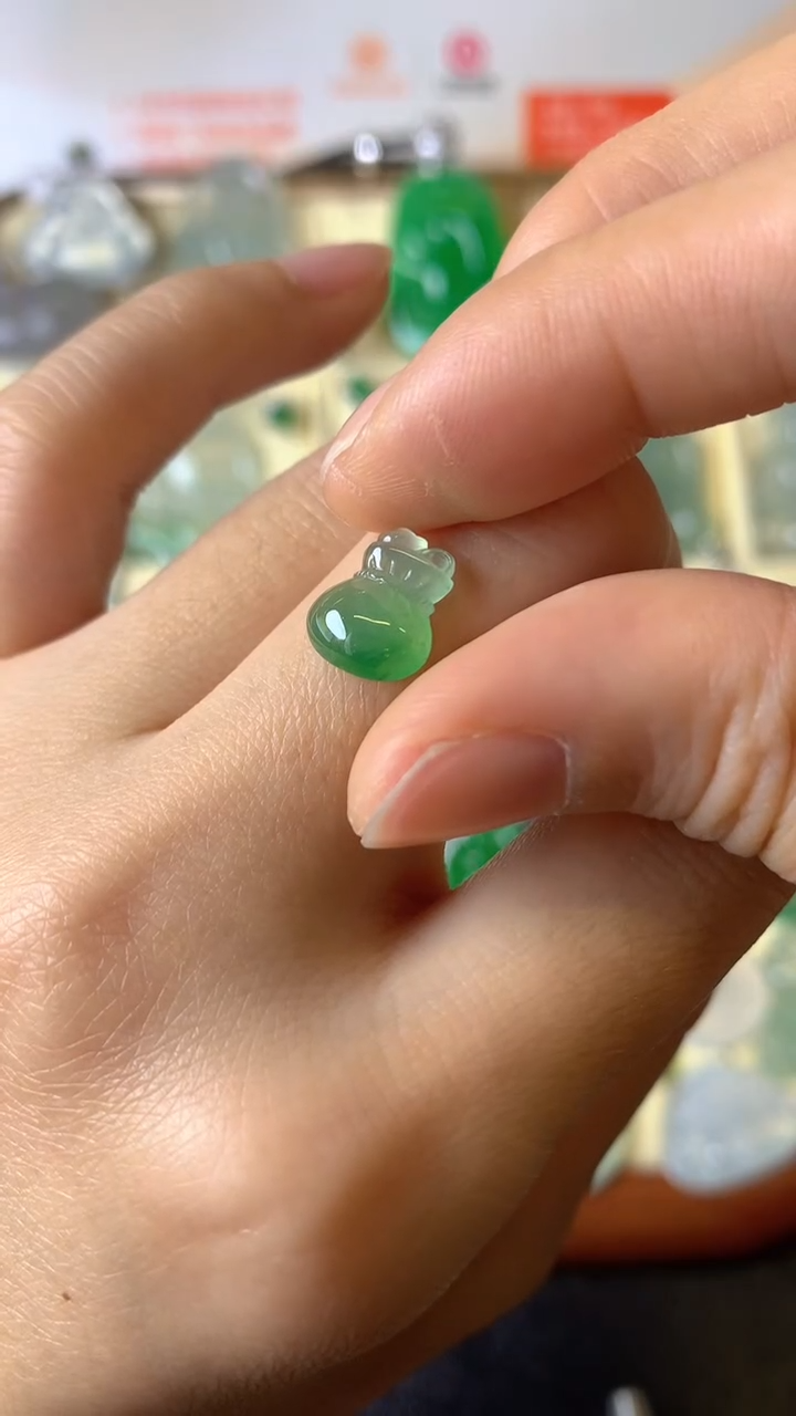 【闪购商品】定制翡翠未镶嵌1裸玉（客户意向镶嵌）