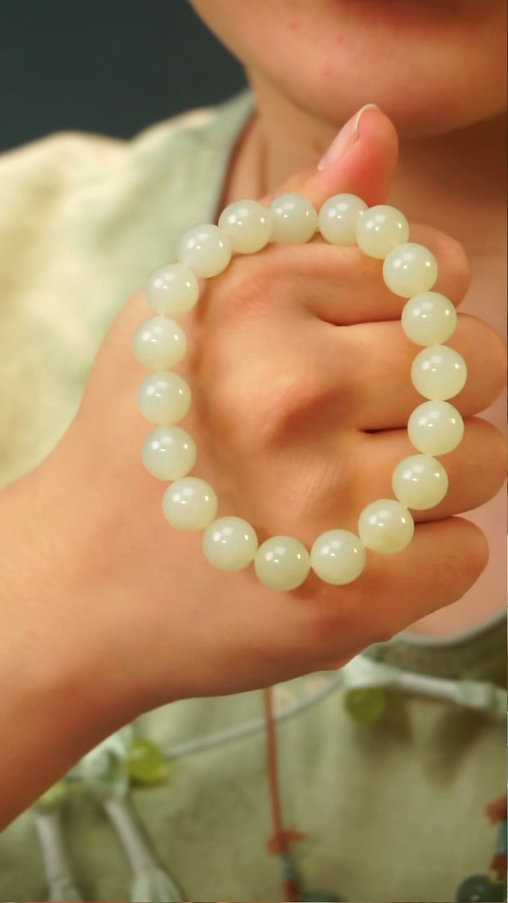 未镶嵌手串和田玉A16