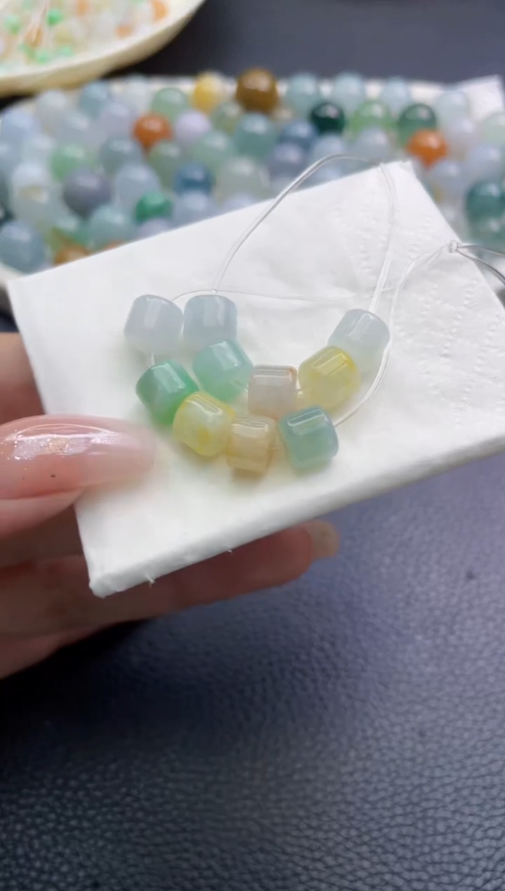 定制翡翠未镶嵌68141111