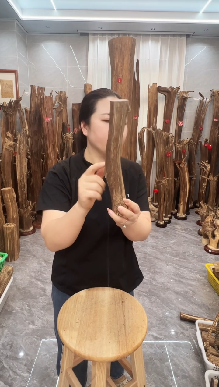 沉香碎屑沉香沉香原料摆件