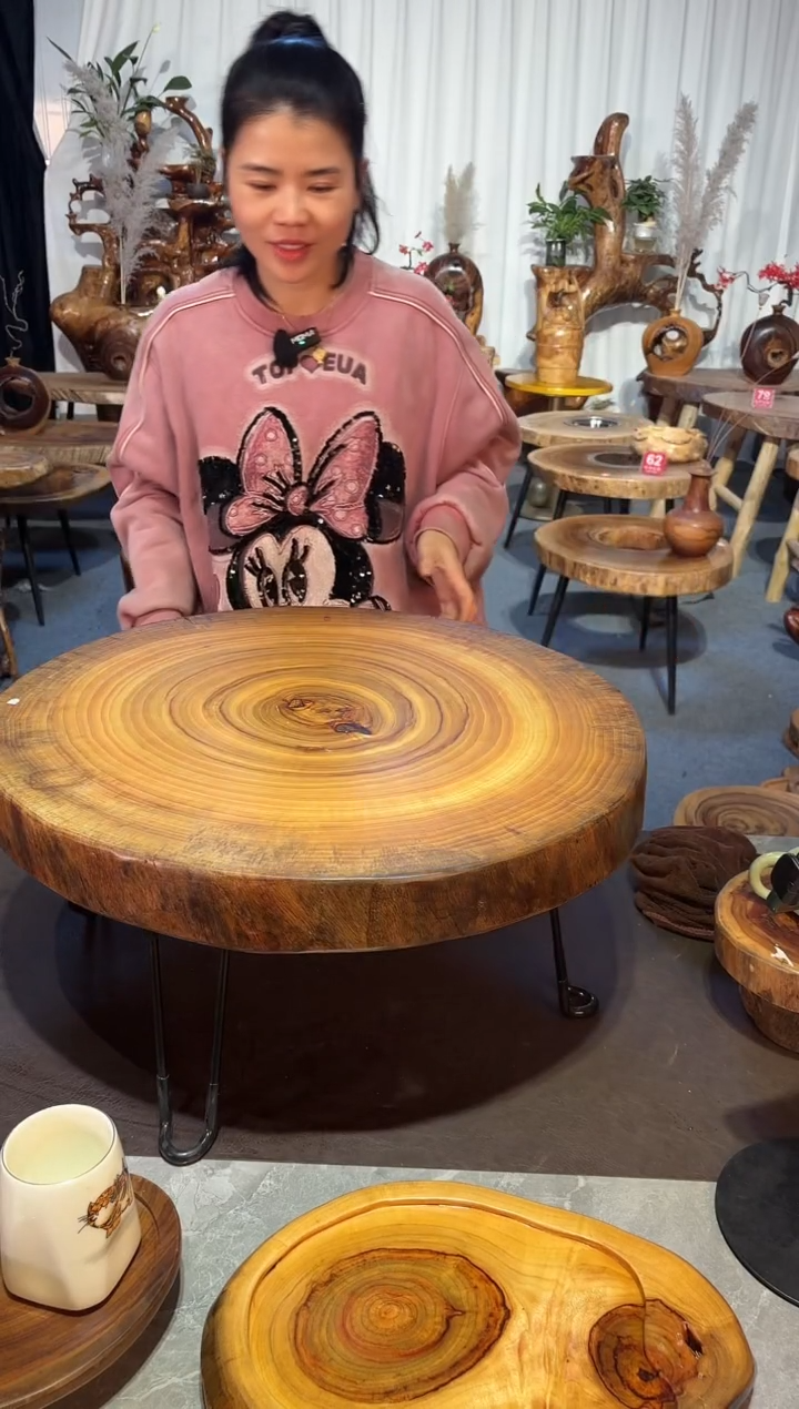 【闪购商品】55-54-6/26香樟木边几