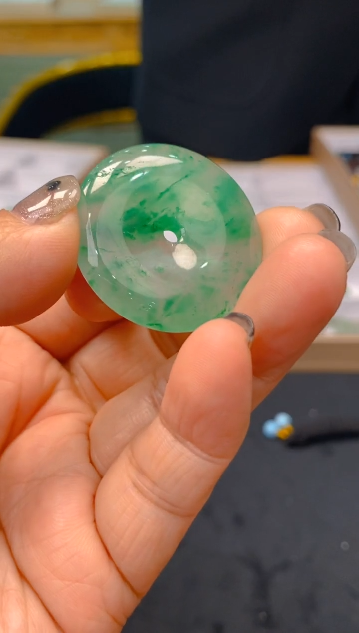 【闪购商品】石英质玉颈饰未镶嵌冰美人非洲翠050