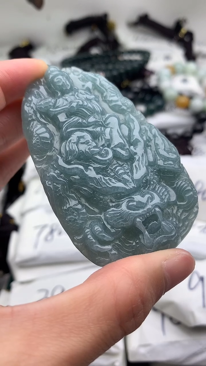 【闪购商品】翡翠颈饰未镶嵌555555555555