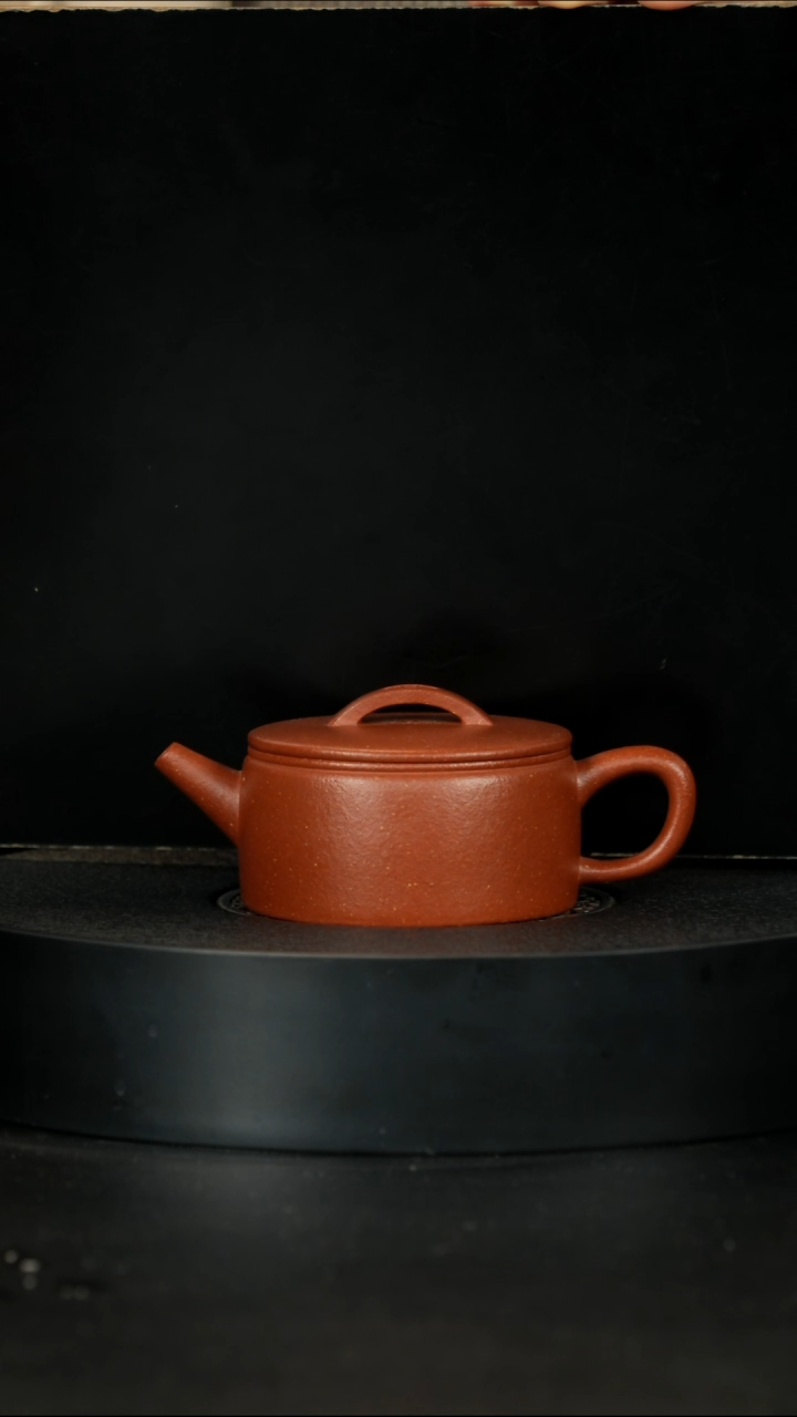 【闪购商品】紫砂茶壶精挑24目满砂陶都路红降坡汉瓦150cc