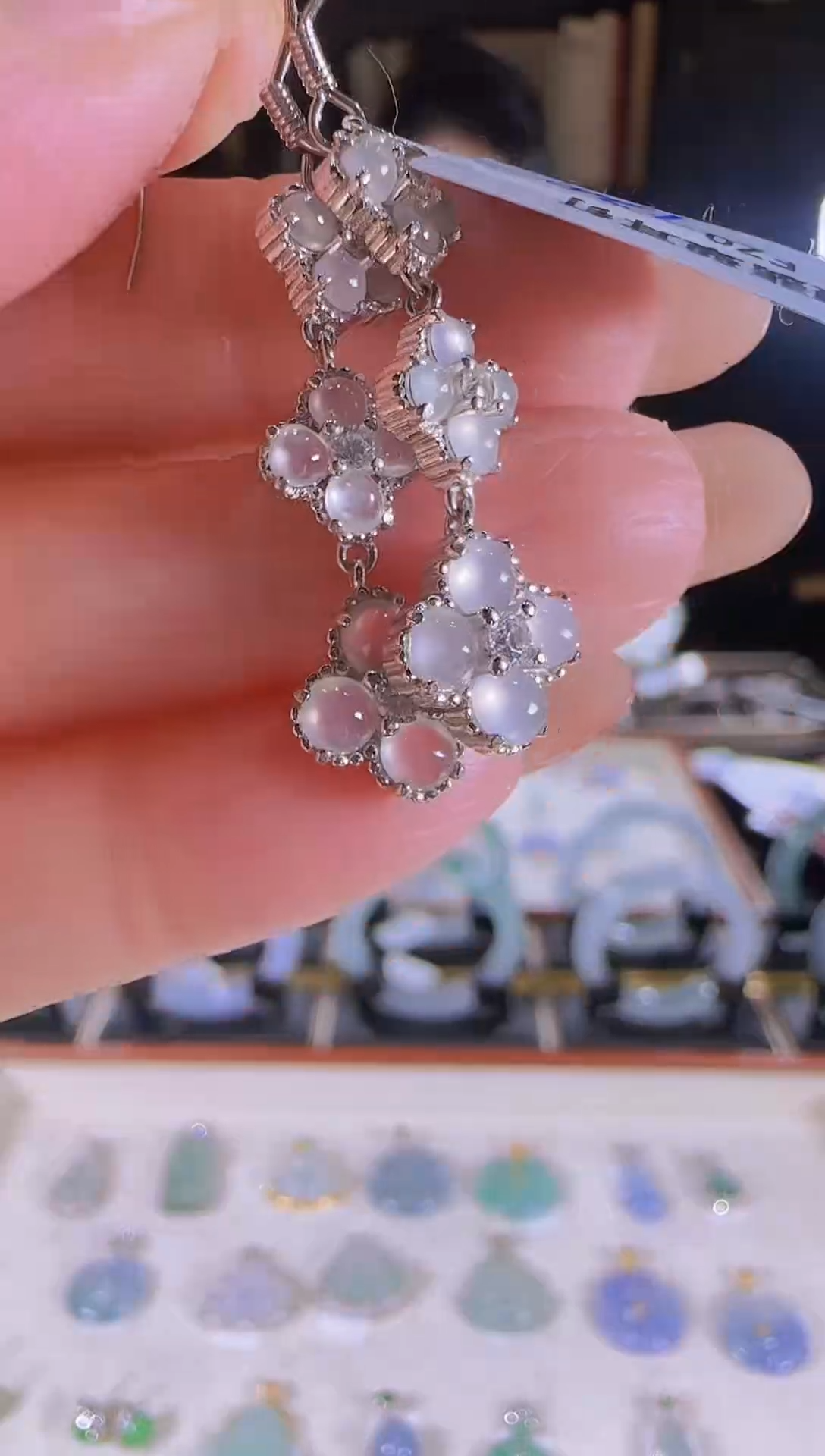 【闪购商品】翡翠耳坠银S925镶嵌玻璃种蛋面耳钉