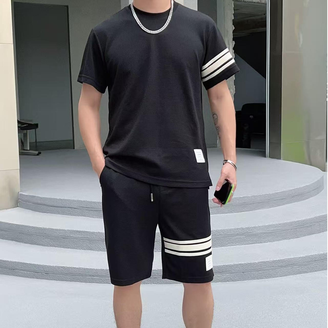 【汇佳服饰】ZA0112-夏季新款华夫格三条杠男士休闲短裤短袖套装