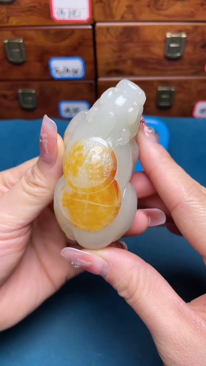 【闪购商品】和田玉把件未镶嵌和田玉