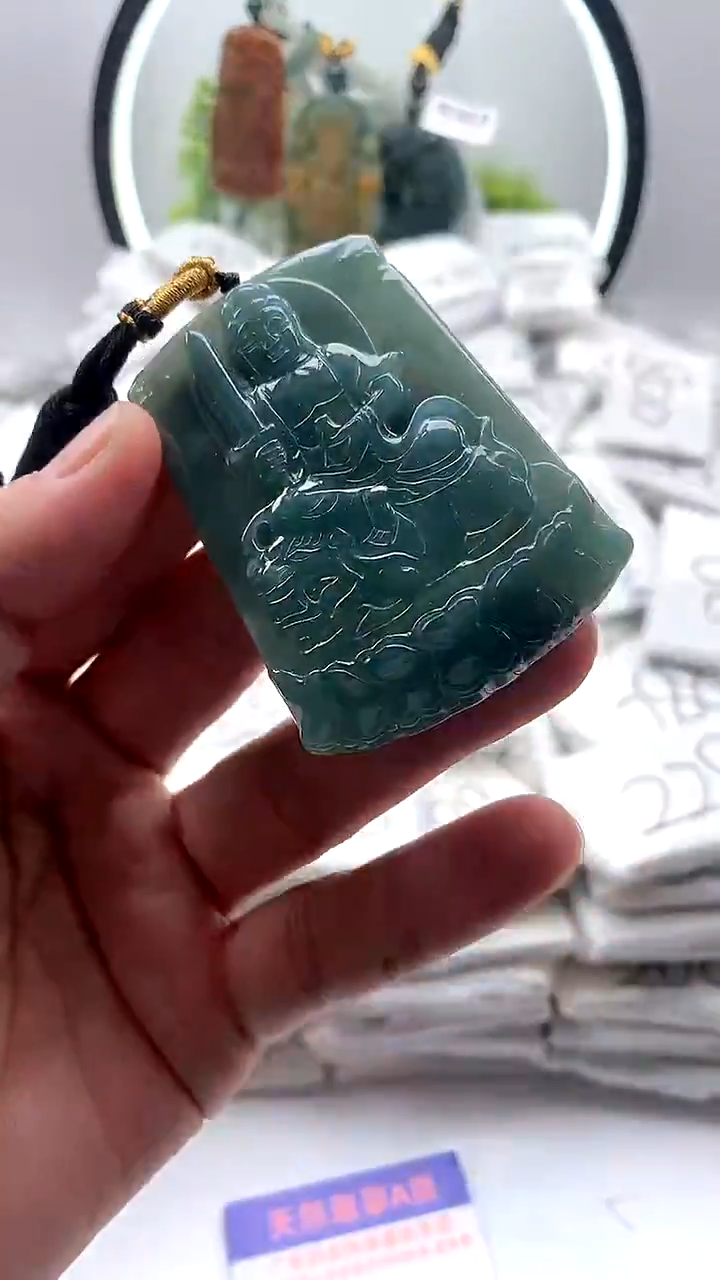【闪购商品】翡翠颈饰未镶嵌文殊