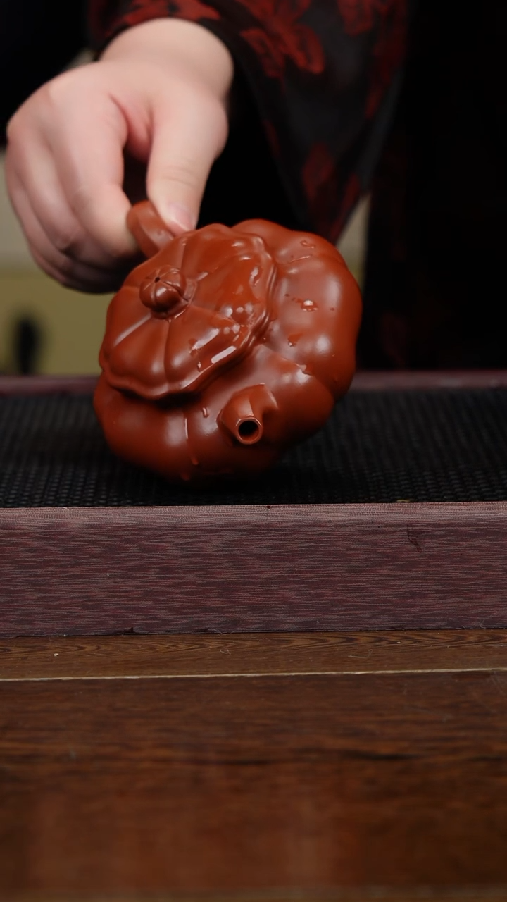 【闪购商品】紫砂茶杯非遗茶器-葵花壶（朱泥）