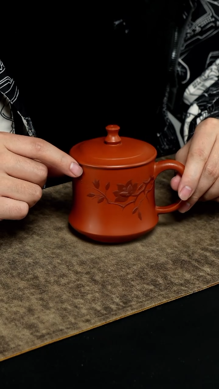 【闪购商品】紫砂茶壶朱泥 紫泥泥绘荷花款柱础型盖杯
