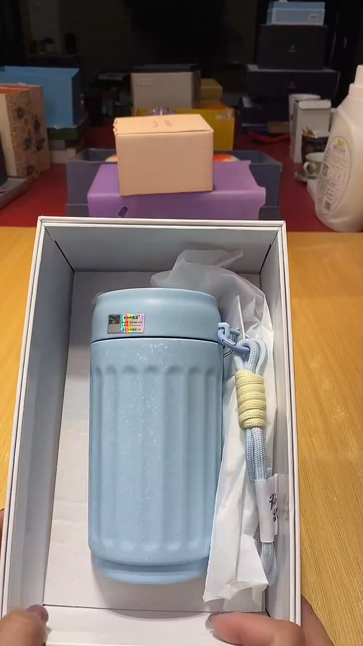 瓷片生活的本意是开心啊@@1