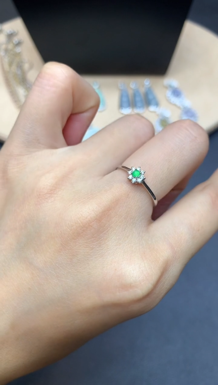 【闪购商品】翡翠戒指银S925镶嵌蛋面【多样性发其一】