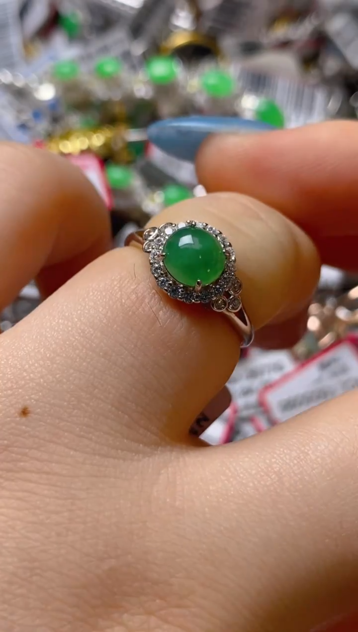 银S925镶嵌戒指翡翠百内无证书