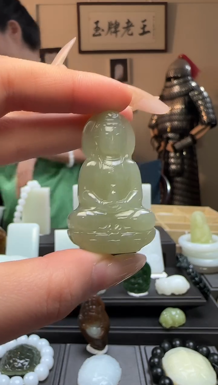 【闪购商品】和田玉晴水观音未镶嵌吊坠