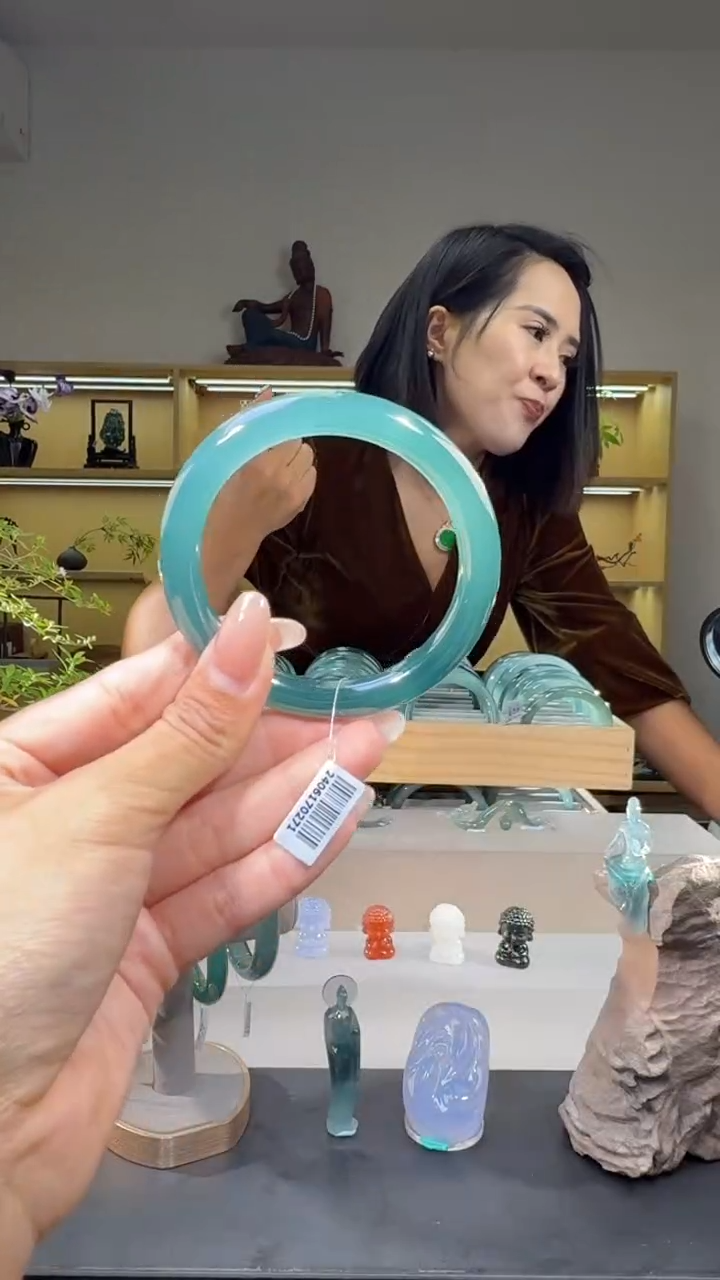 未镶嵌手镯翡翠54圈