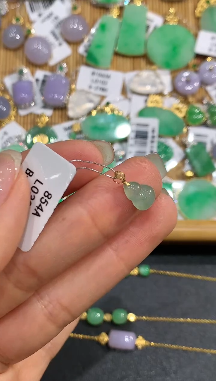 【闪购商品】翡翠吊坠(不含链)18K金镶嵌2325  