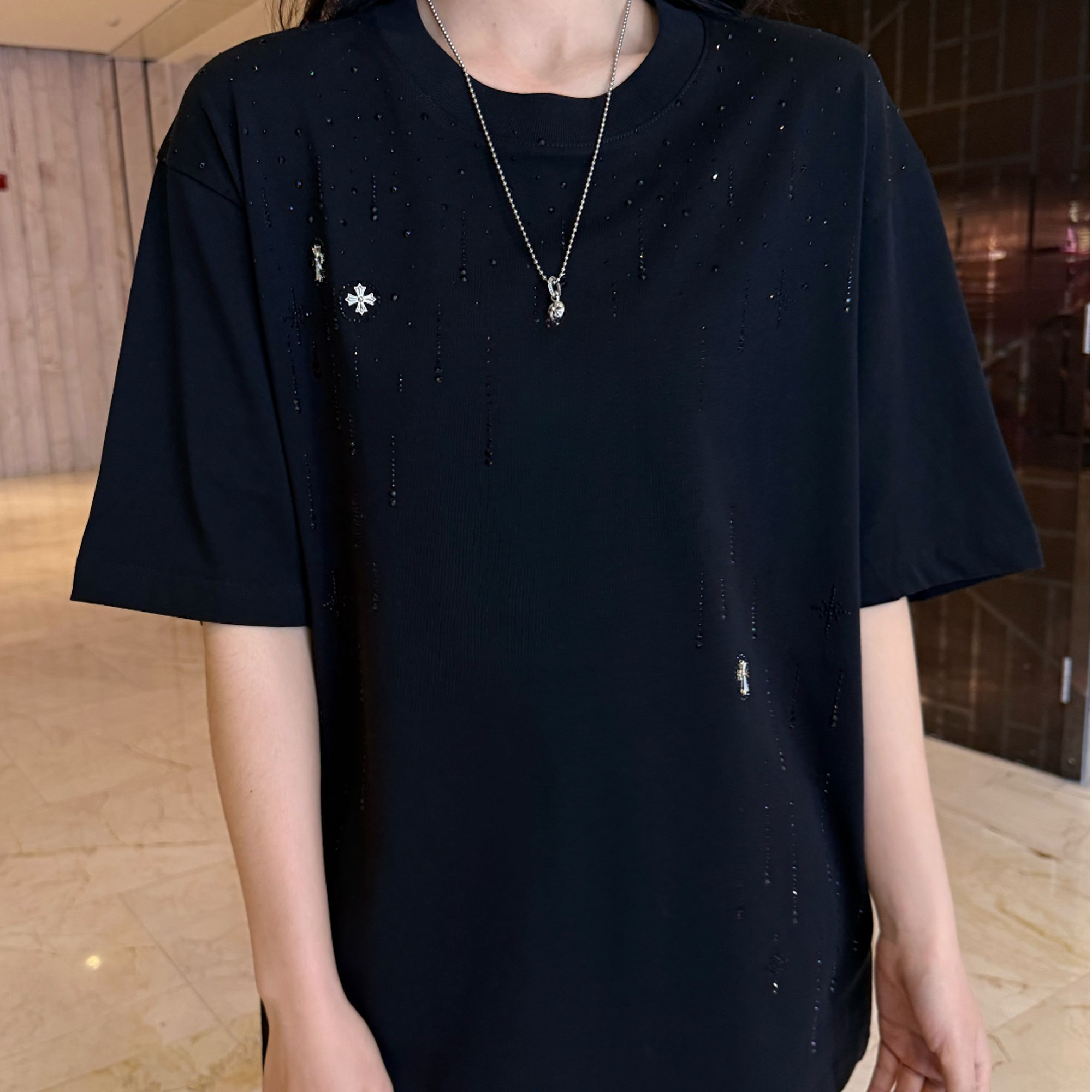 男士轻奢新款流星雨烫钻纯棉短袖上衣宽松版型轻奢痞帅男装