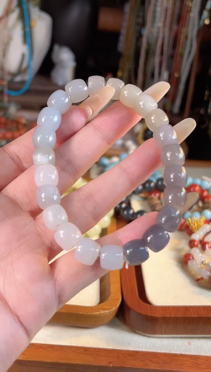 【闪购商品】和田玉手链未镶嵌多样性发货其一