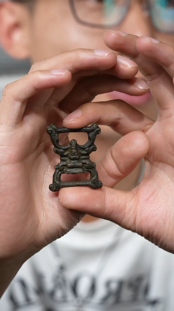 【闪购商品】老扣（多样性发货，发其一）