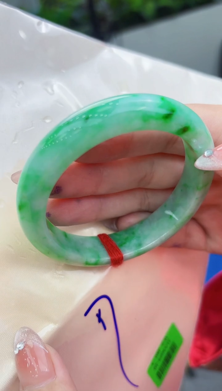 【闪购商品】翡翠手镯未镶嵌翡翠手镯