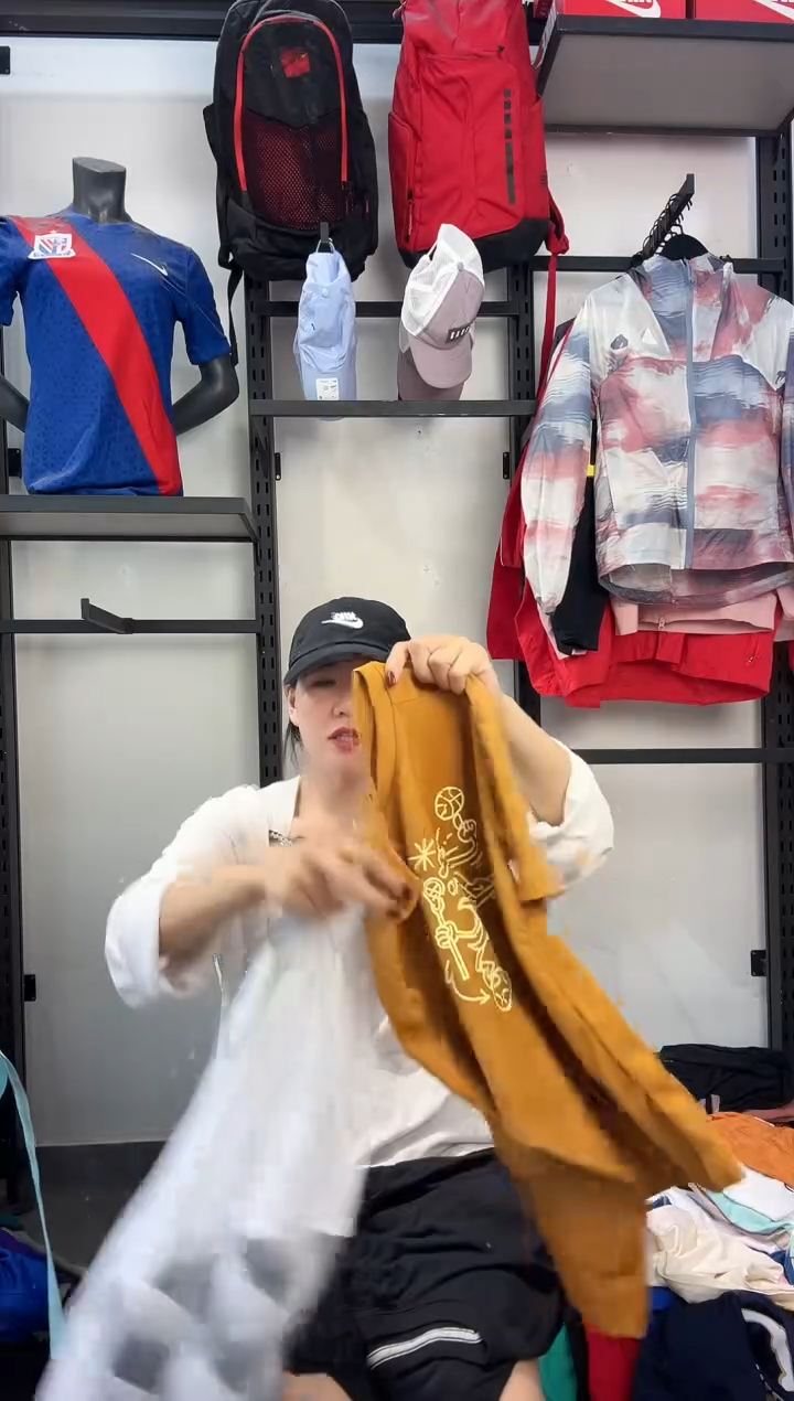 175·编码 耐克卫衣服饰过款为准 尺码