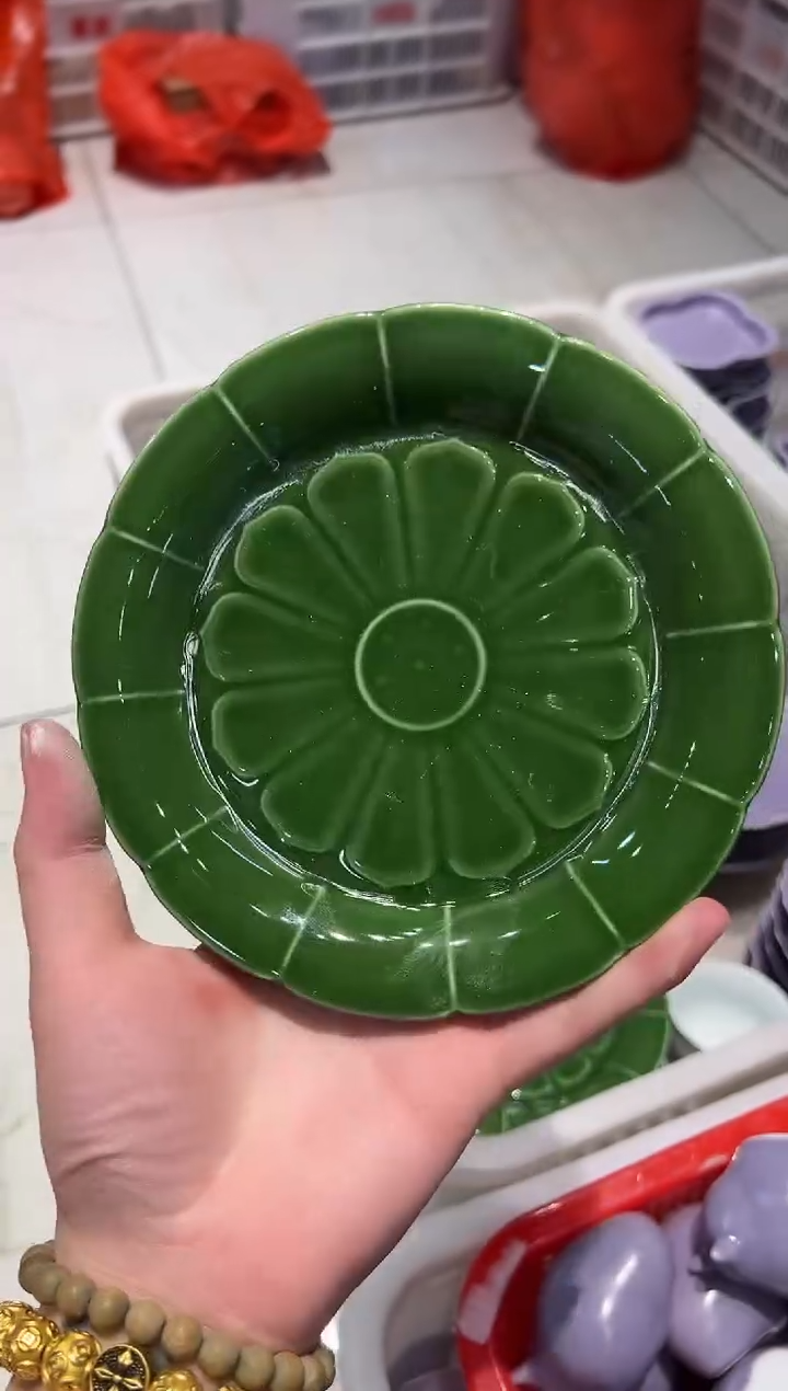 摆件微瑕商品，介意勿拍