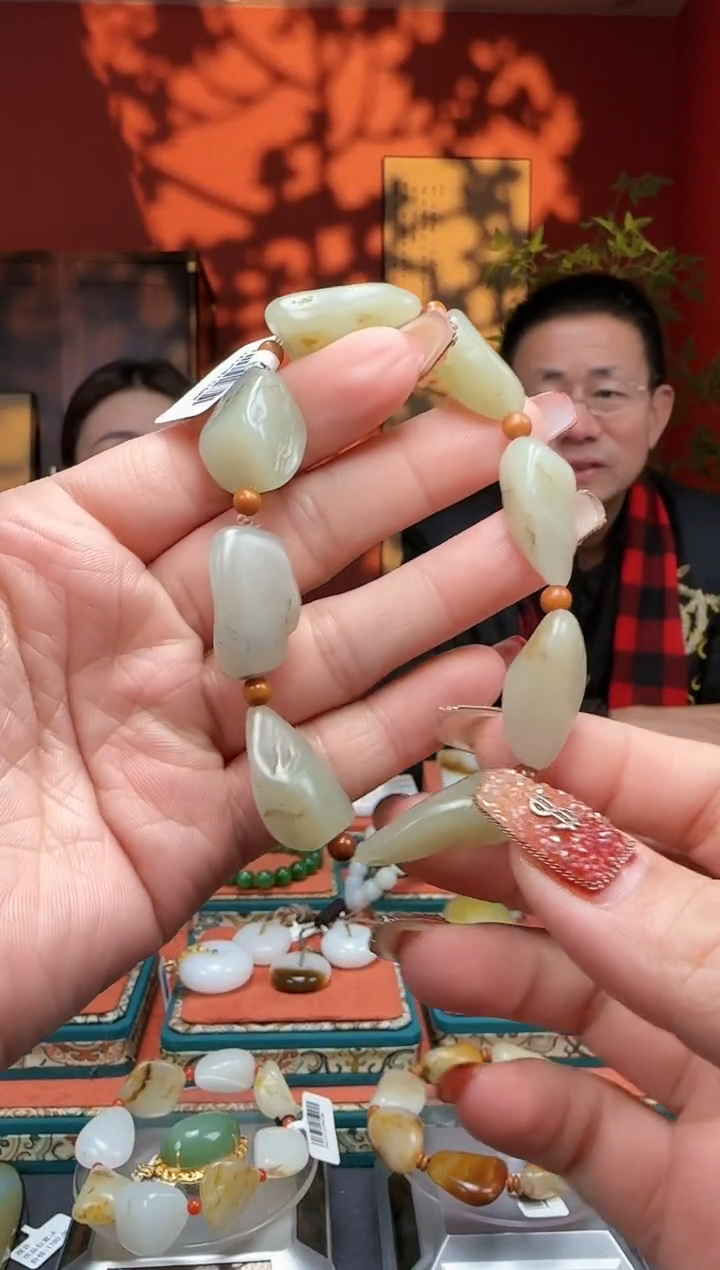 【闪购商品】和田玉手串未镶嵌手串40克