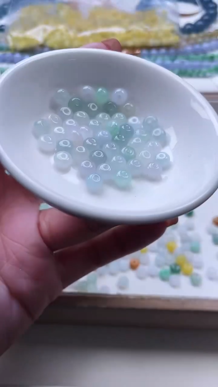 【闪购商品】翡翠手链未镶嵌散珠多样性发自选