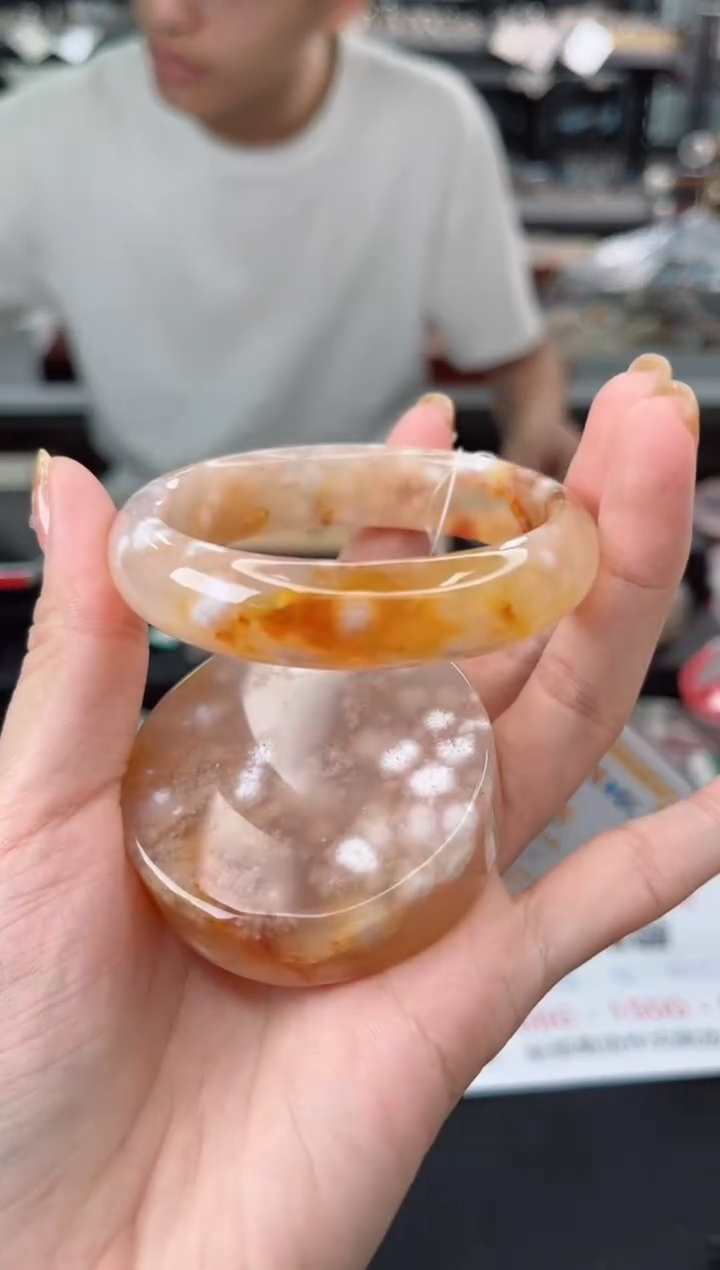 【闪购商品】石英质玉手镯未镶嵌55圈口（赠品镯心）3507023