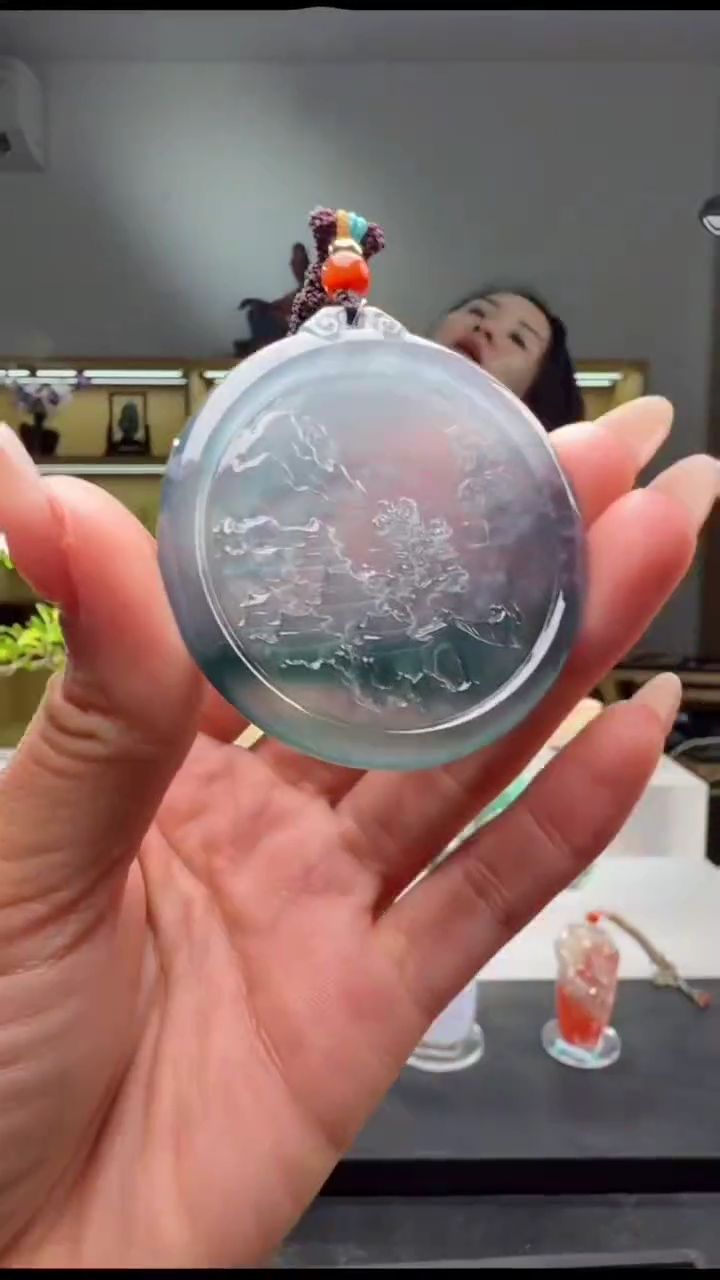 吊坠(不含链)未镶嵌翡翠山水牌（多样性发其一）