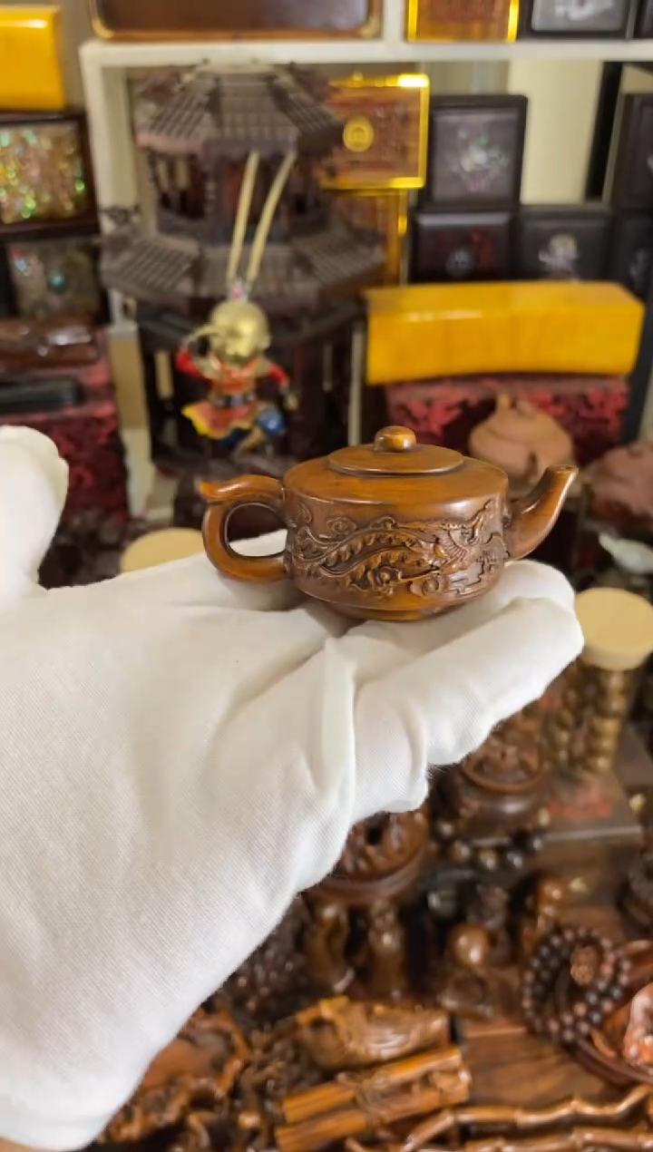 木小叶黄杨小件龙凤壶