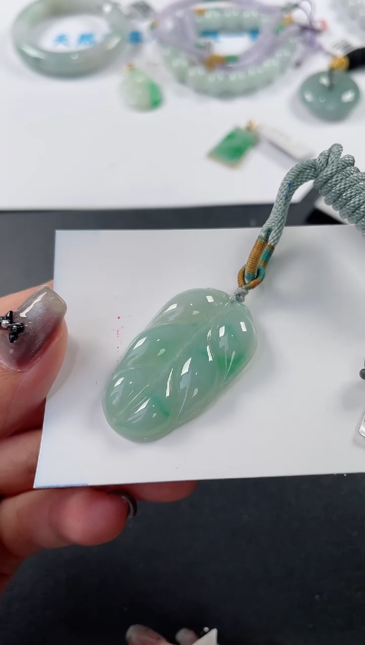 颈饰未镶嵌翡翠基地发货H2774