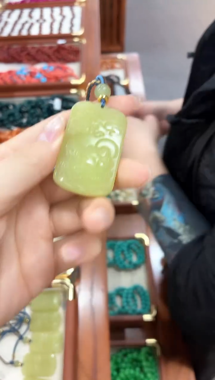 【慧慧甄选】高端轻奢多样性发货HF4050S