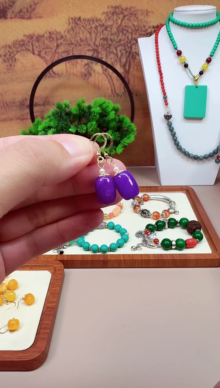 苏纪石（舒俱来）14K金镶嵌耳钉E415