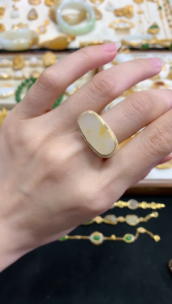 【闪购商品】和田玉戒指18K金镶嵌W750|9999