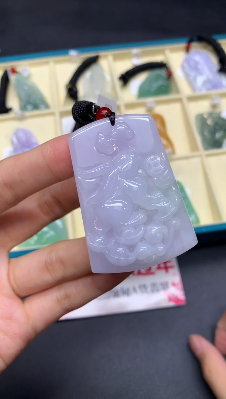 【闪购商品】定制翡翠未镶嵌兔牌【无服务费】
