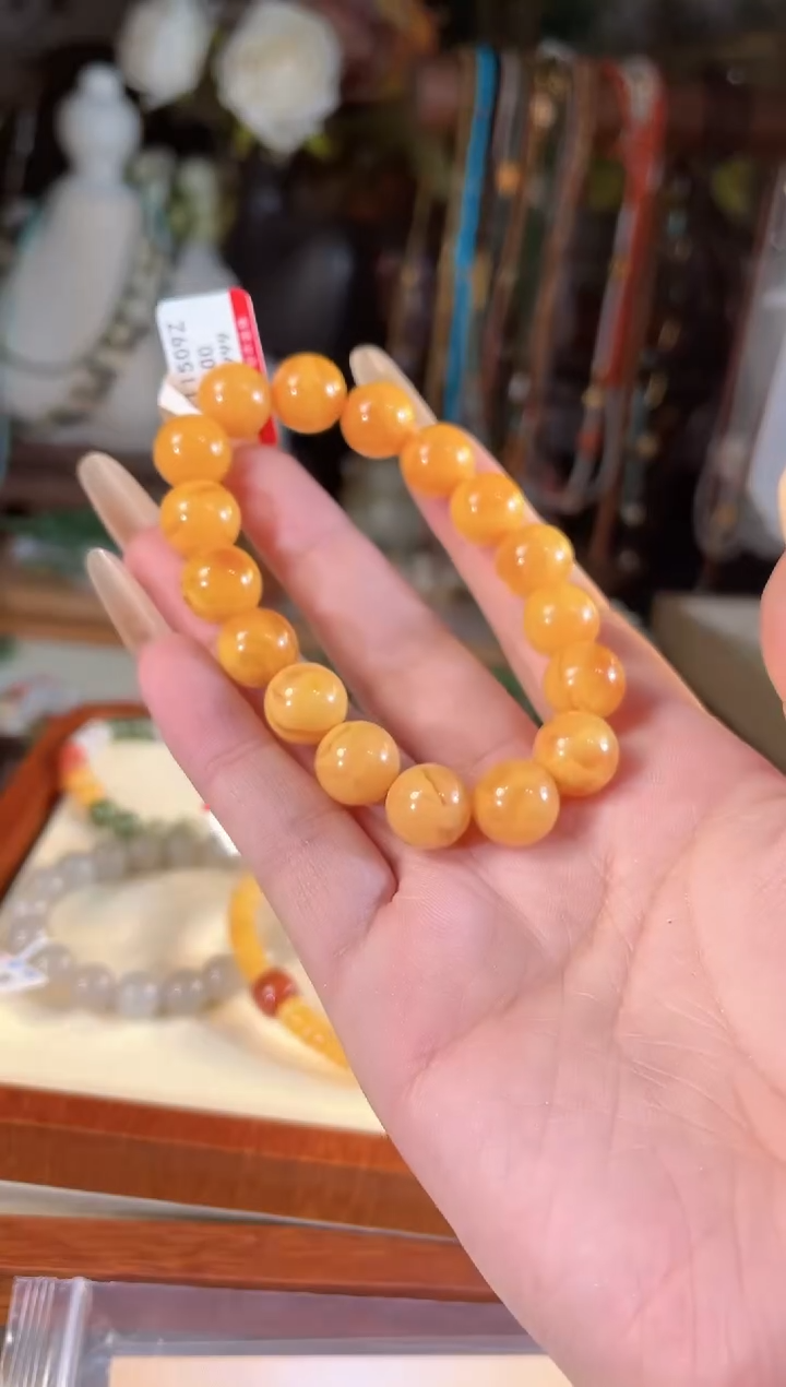 【闪购商品】蜜蜡手链未镶嵌多样性发货其一12mm左右