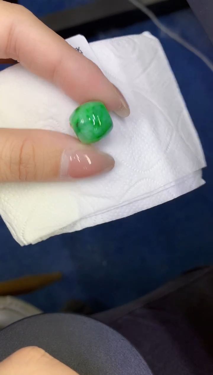 颈饰未镶嵌翡翠缅甸天然翡翠A货